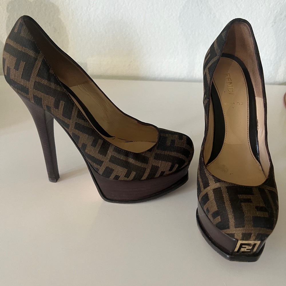 Fendi heels